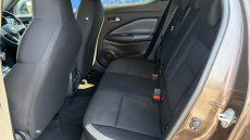 Nissan Juke 1.0 DiG-T 114 N-Connecta 5dr DCT Petrol Hatchback